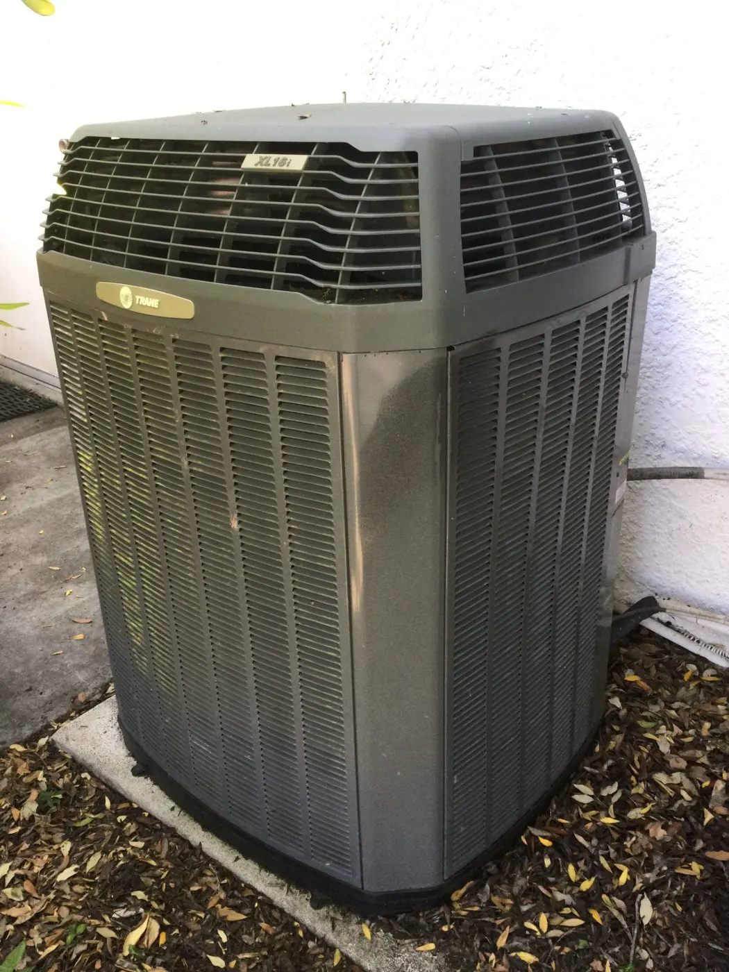 Trane XL16i outdoor air conditioning condenser at a Sunnyvale, CA 94086 home